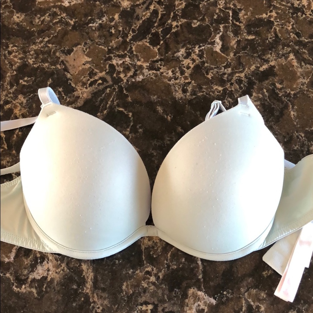 VS Pink Bra
